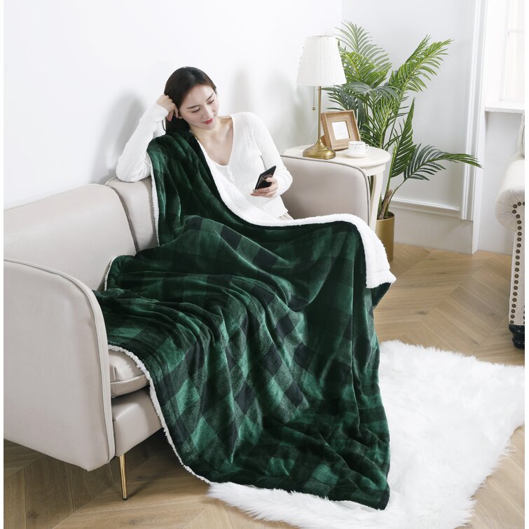 Elle throw online blanket